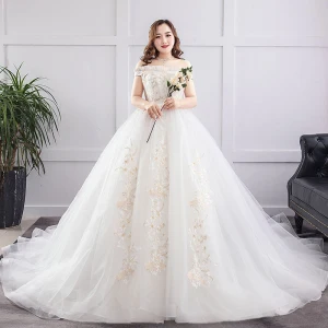 Unique Blanche Grande Taille Robe Boule Robe De Mariée 2019 Dentelle Tulle Appliques Dos Nu Brodé Bustier Chapel Train Mariage