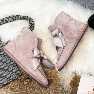 Lovely Butterfly Blushing Pink Snow Boots 2020 Woolen Leather Casual Outdoor Garden Winter Flat Round Toe Suede Womens Boots