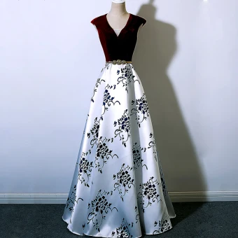 Chic Beautiful Burgundy Evening Dresses 2018 A Line Princess V Neck Floor Length Long Charmeuse Printing Evening Party Formal Dresses