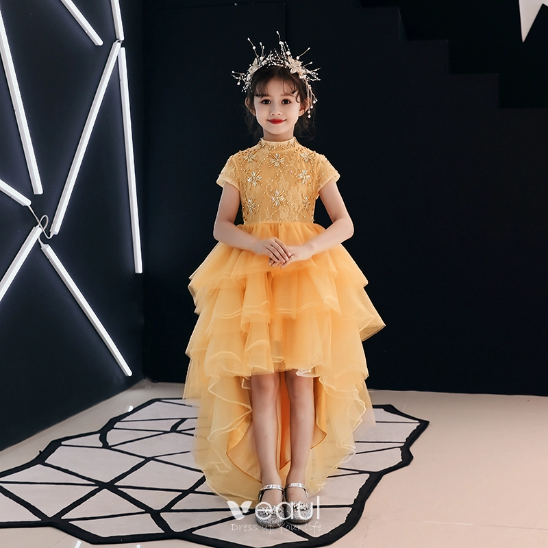 Vestido Alto Oro Vestidos para ninas 2019 A Line Princess Cuello Alto Manga Corta Rhinestone Rebordear Asimetrico Volantes En Cascada Vestidos para bodas