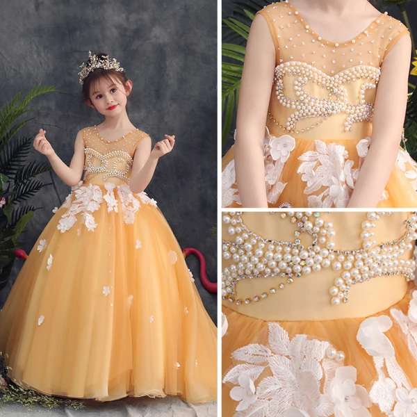 Lovely Gold Flower Girl Dresses 2019 A-Line / Princess Scoop Neck Sleeveless Appliques Flower Pearl Rhinestone Sweep Train Ruffle Backless Wedding Party Dresses
