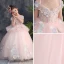 Schöne Pearl Rosa Blumenmädchenkleider 2019 Ballkleid Off Shoulder Spaghettiträger Kurze Ärmel Applikationen Spitze Perle Perlenstickerei Sweep / Pinsel Zug Rüschen Rückenfreies Kleider Für Hochzeit