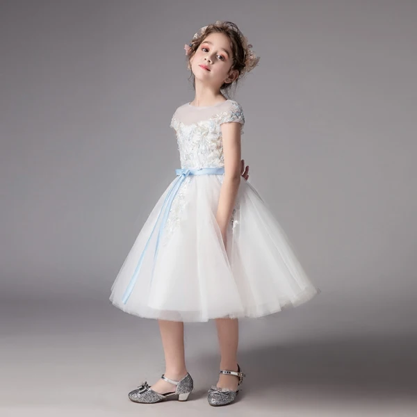 Chic / Beautiful Ivory See-through Flower Girl Dresses 2019 A-Line / Princess Scoop Neck Short Sleeve Sash Appliques Lace Tea-length Ruffle Wedding Party Dresses