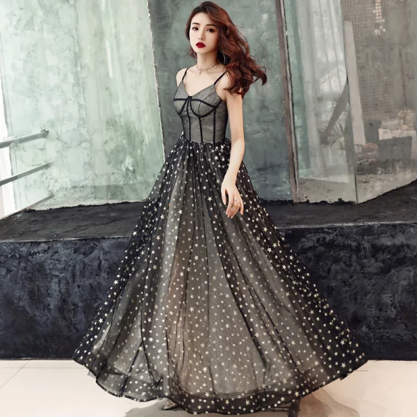 Elegante Schwarz Ballkleider 2019 A Linie Spaghettiträger Ärmellos Glanz Star Lange Rüschen Rückenfreies Festliche Kleider