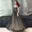 Elegante Schwarz Ballkleider 2019 A Linie Spaghettiträger Ärmellos Glanz Star Lange Rüschen Rückenfreies Festliche Kleider