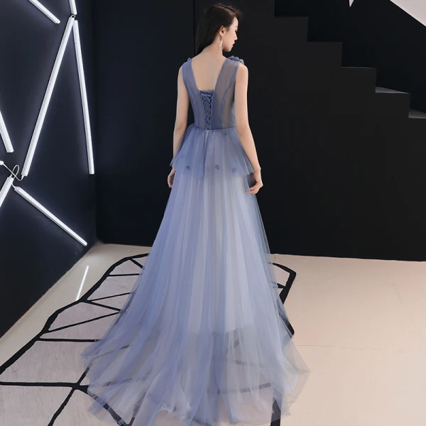 Chic Bleu Ciel Transparentes Robe De Soirée 2019 Princesse Encolure Dégagée Sans Manches Appliques Fleur Train De Balayage Volants Dos Nu Robe De Ceremonie