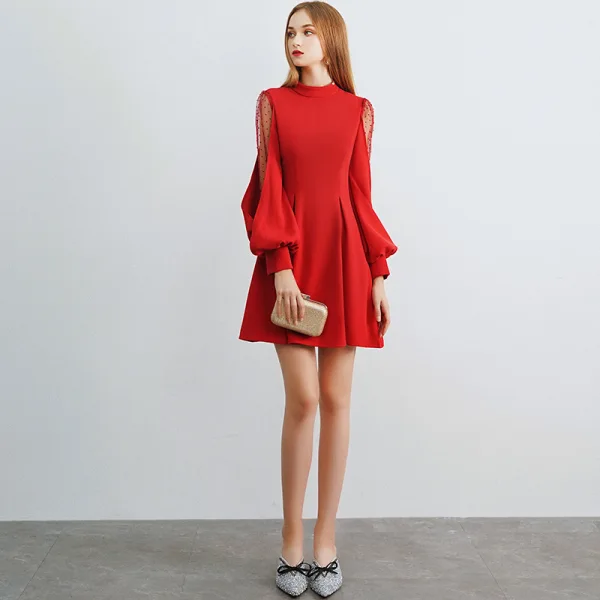Modest / Simple Burgundy See-through Homecoming Graduation Dresses 2019 A-Line / Princess High Neck Puffy Long Sleeve Short Ruffle Backless Formal Dresses