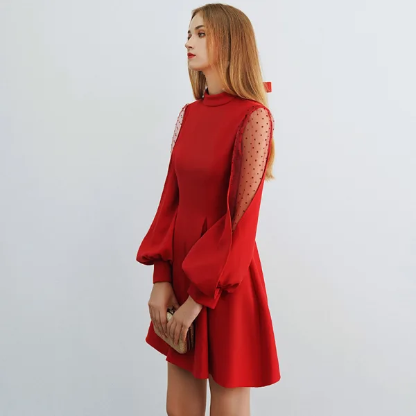 Modest / Simple Burgundy See-through Homecoming Graduation Dresses 2019 A-Line / Princess High Neck Puffy Long Sleeve Short Ruffle Backless Formal Dresses