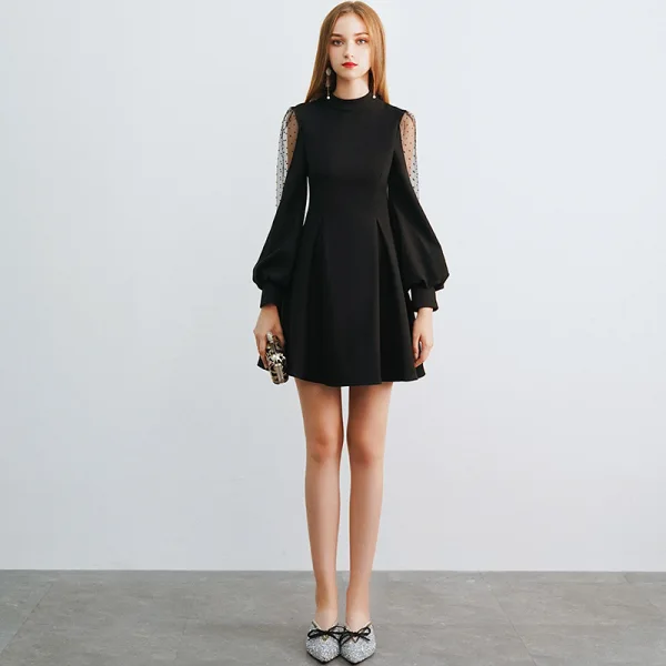 Modest / Simple Burgundy See-through Homecoming Graduation Dresses 2019 A-Line / Princess High Neck Puffy Long Sleeve Short Ruffle Backless Formal Dresses