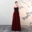 Sexy Bordeaux Robe De Soirée 2018 Empire Bretelles Spaghetti Sans Manches Perle Faux Diamant Brodé Longue Volants Dos Nu Robe De Ceremonie