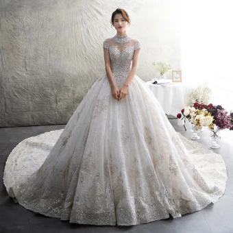 Luxe Ivoire Transparentes Robe De Mariée 2019 Robe Boule Col Haut Manches Courtes Dos Nu Appliques En Dentelle Faux Diamant Perlage Glitter Tulle Cathedral Train Volants
