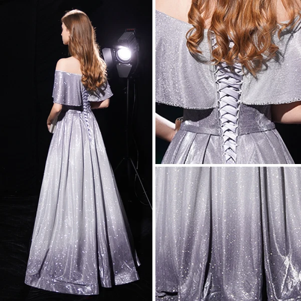 Sternenklarer Himmel Grau Abendkleider 2019 A Linie Off Shoulder Kurze Ärmel Stoffgürtel Lange Rüschen Rückenfreies Glanz Polyester Festliche Kleider