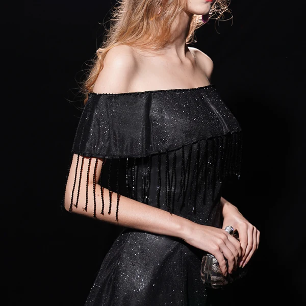 Sternenklarer Himmel Schwarz Abendkleider 2019 A Linie Off Shoulder Kurze Ärmel Quaste Glanz Polyester Lange Rüschen Rückenfreies Festliche Kleider