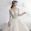 Luxus / Herrlich Champagner Durchsichtige Brautkleider / Hochzeitskleider 2019 A Linie Eckiger Ausschnitt Lange Ärmel Perlenstickerei Glanz Tülle Kathedrale Schleppe Rüschen