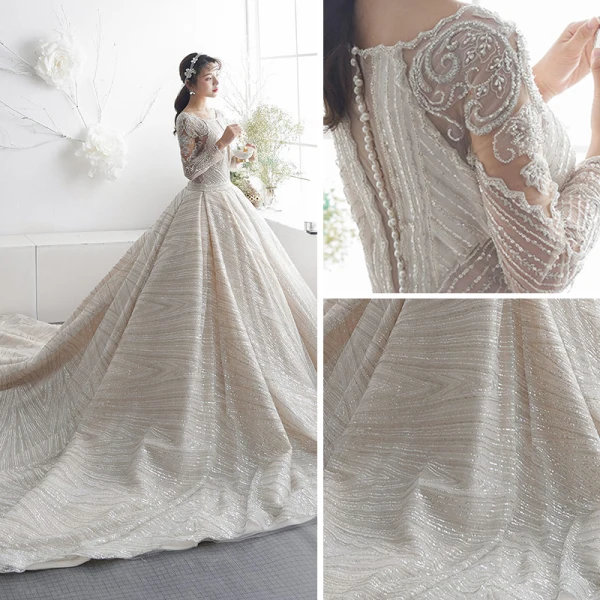 Luxus / Herrlich Champagner Durchsichtige Brautkleider / Hochzeitskleider 2019 A Linie Eckiger Ausschnitt Lange Ärmel Perlenstickerei Glanz Tülle Kathedrale Schleppe Rüschen