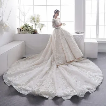 Luxe Champagne Percé Robe De Mariée 2019 Princesse Encolure Dégagée Manches Longues Dos Nu Appliques En Dentelle Perle Cathedral Train Volants