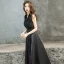 Abordable Noire Robe De Soirée 2019 Princesse V-Cou Sans Manches Ceinture Glitter Paillettes Longue Volants Robe De Ceremonie