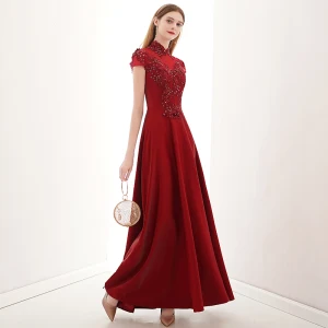 Vintage Burgunder Dancing Ballkjoler 2021 Prinsesse Gjennomsiktig Høy Hals Korte Ermer Appliques Blonder Beading Lange Buste Formelle Kjoler