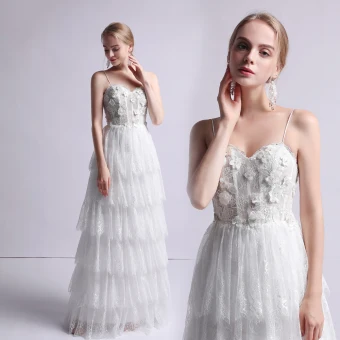 Simple Ivoire Robe De Mariée 2019 Princesse Bretelles Spaghetti Sans Manches Dos Nu Appliques En Dentelle Perle Longue Volants En Cascade