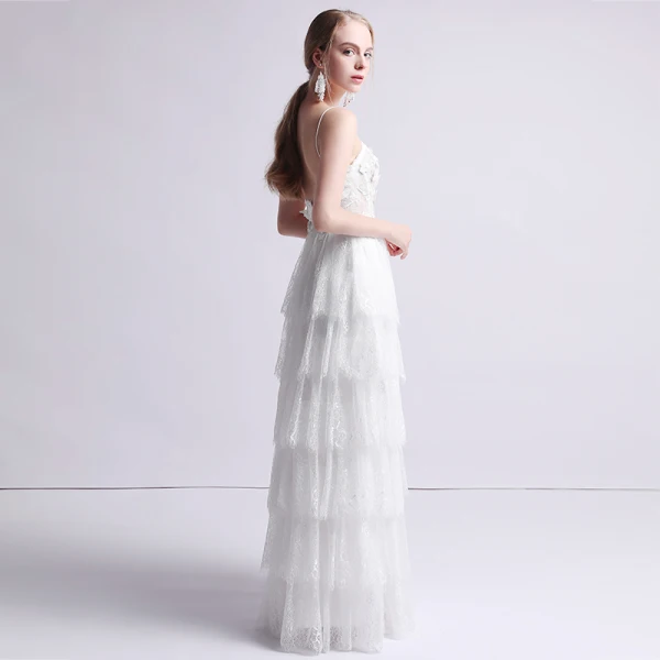 Simple Ivoire Robe De Mariée 2019 Princesse Bretelles Spaghetti Sans Manches Dos Nu Appliques En Dentelle Perle Longue Volants en Cascade