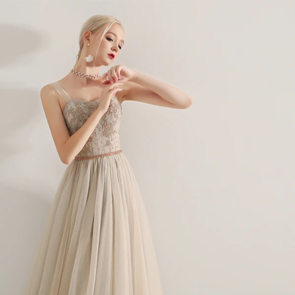 Élégant Champagne Robe De Soirée 2019 Princesse De l'épaule Manches Courtes Perlage Ceinture Longue Volants Dos Nu Robe De Ceremonie