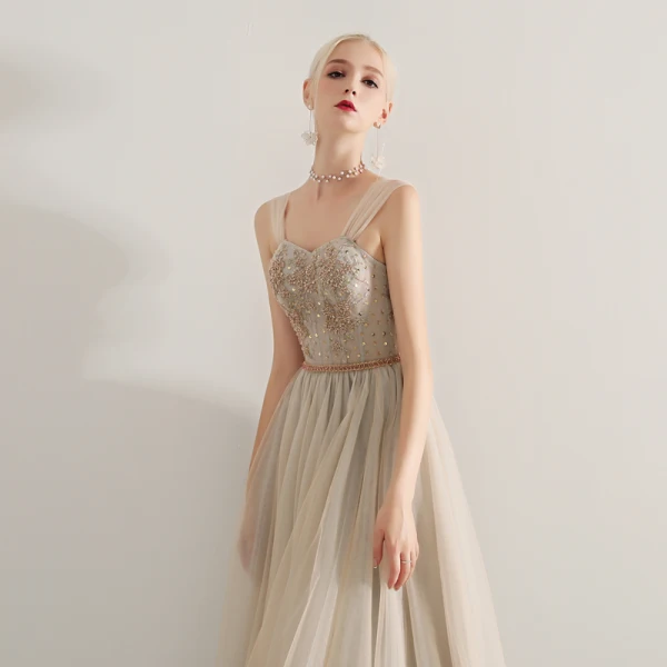 Élégant Champagne Robe De Soirée 2019 Princesse De l'épaule Manches Courtes Perlage Ceinture Longue Volants Dos Nu Robe De Ceremonie