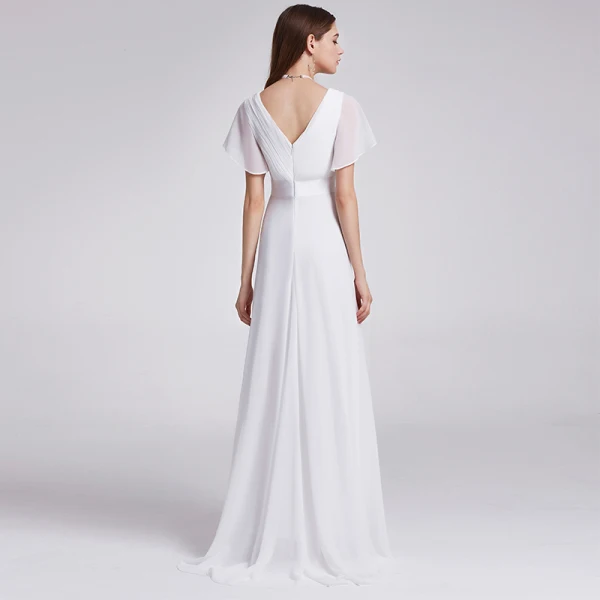Simple Ivoire Chiffon Robe Demoiselle D'honneur 2019 Empire V-Cou Manches Courtes Ceinture Train De Balayage Volants Dos Nu Robe Pour Mariage