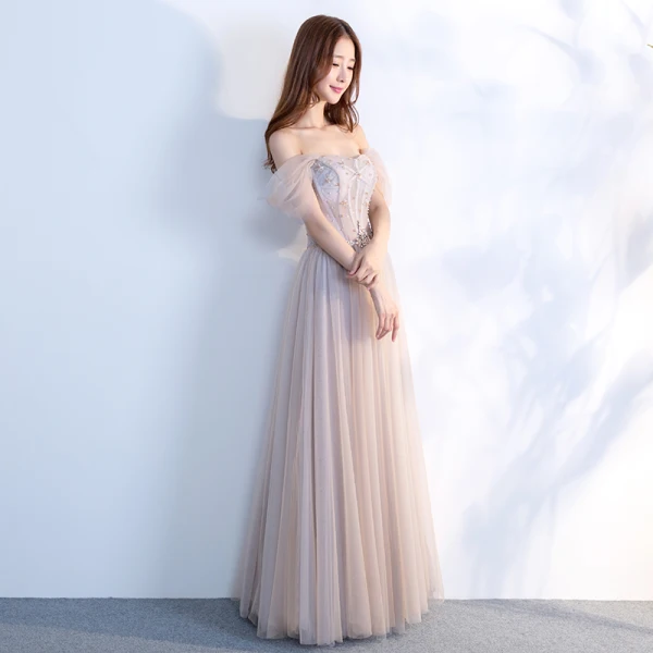 Elegant Grey Prom Dresses 2018 A-Line / Princess Off-The-Shoulder Short Sleeve Beading Crystal Rhinestone Sash Floor-Length / Long Ruffle Backless Formal Dresses