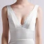 Simple Ivoire Satin Robe De Mariée 2019 Trompette / Sirène V-Cou Sans Manches Dos Nu Train De Balayage Volants