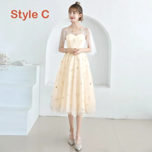 Lovely Champagne See-through Bridesmaid Dresses 2019 A-Line / Princess Appliques Lace Tea-length Ruffle Backless Wedding Party Dresses
