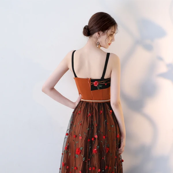 Modern / Fashion Orange Evening Dresses 2018 A-Line / Princess Spaghetti Straps Sleeveless Appliques Flower Metal Sash Floor-Length / Long Ruffle Backless Formal Dresses