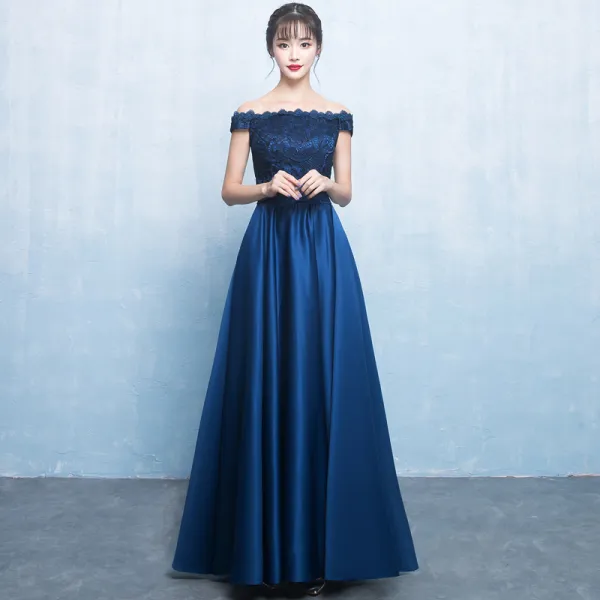 Elegante Donkerblauwe Satijn Bruidsmeisjes Jurken 2019 A lijn Uit De Schouder Korte Mouwen Strik Gordel Lange