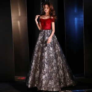 Moderne Mode Rouge Robe De Soirée 2019 Princesse De L Épaule Manches Courtes Brodé Fleur Train De Balayage Volants Dos Nu Robe De Ceremonie