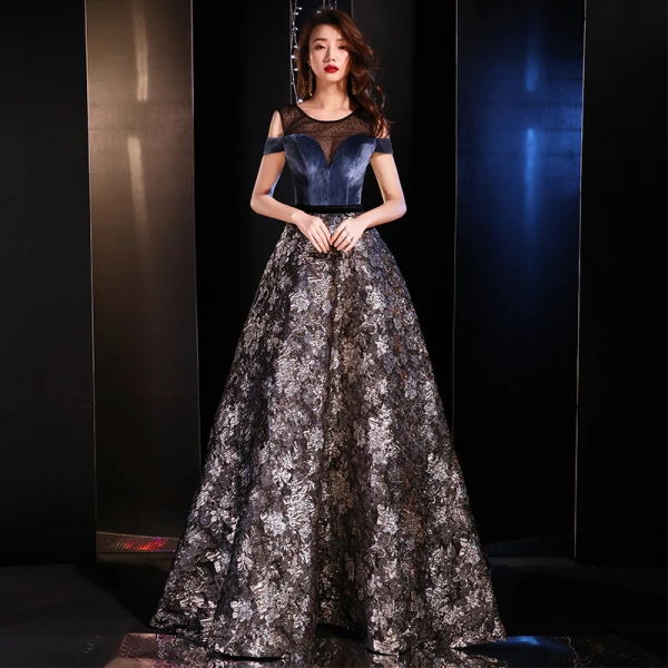 Modern / Fashion Navy Blue See-through Evening Dresses 2019 A-Line / Princess Scoop Neck Short Sleeve Embroidered Flower Sweep Train Ruffle Backless Formal Dresses