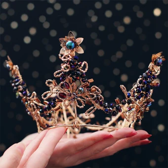 Luxury Gorgeous Gold Tiara Earrings Bridal Jewelry 2019 Metal Beading Crystal Bridal Hair Accessories