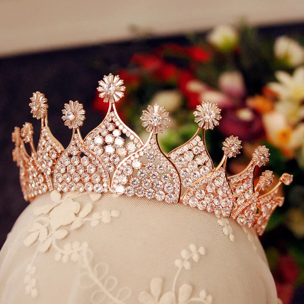 Luxe Doré Faux Diamant Tiare 2019 Métal Accessoire Cheveux Mariage