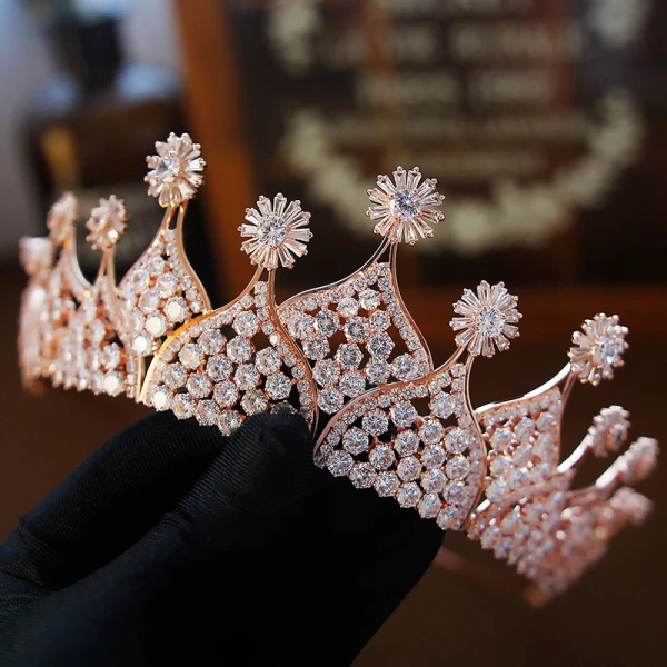 Luxe Doré Faux Diamant Tiare 2019 Métal Accessoire Cheveux Mariage