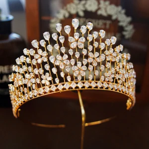 Klassisk Guld Tiara 2019 Metall Rhinestone Brud Huvudbonad