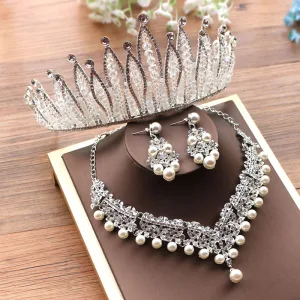 Luksus Sølv Tiara Halskjede Øredobber Tilbehør 2019 Metall Rhinestone Beading Krystall Perle Brudesmykker