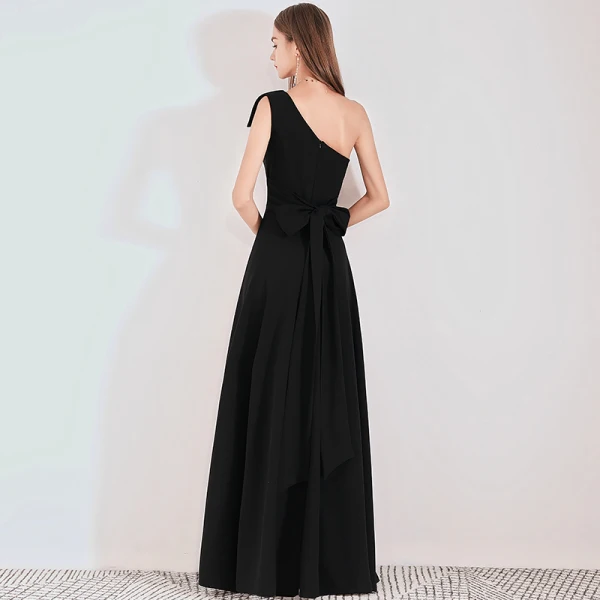 Schlicht Schwarz Abendkleider 2019 A Linie One-Shoulder Ärmel Lange Rüschen Rückenfreies Festliche Kleider