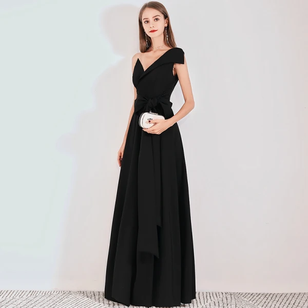Schlicht Schwarz Abendkleider 2019 A Linie One-Shoulder Ärmel Lange Rüschen Rückenfreies Festliche Kleider