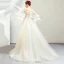 Abordable Champagne Robe De Mariée 2019 Princesse De l'épaule Bretelles Spaghetti Manches de cloche Dos Nu Appliques En Dentelle Perlage Train De Balayage Volants