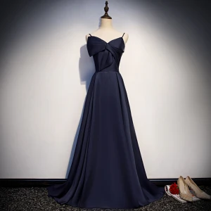 Simple Bleu Marine Satin Robe De Soirée 2019 Princesse Bretelles Spaghetti Sans Manches Tribunal Train Volants Dos Nu Robe De Ceremonie
