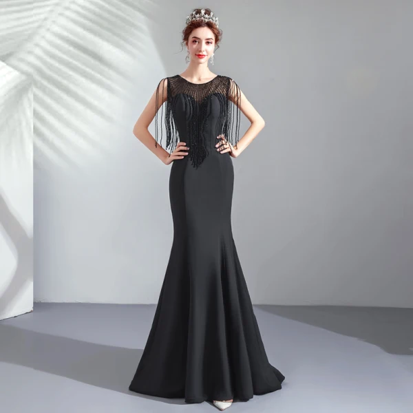 Élégant Noire Transparentes Robe De Soirée 2019 Trompette / Sirène Encolure Dégagée Sans Manches Perlage Gland Train De Balayage Volants Robe De Ceremonie