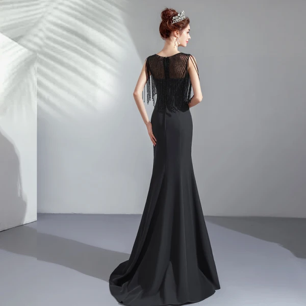 Élégant Noire Transparentes Robe De Soirée 2019 Trompette / Sirène Encolure Dégagée Sans Manches Perlage Gland Train De Balayage Volants Robe De Ceremonie
