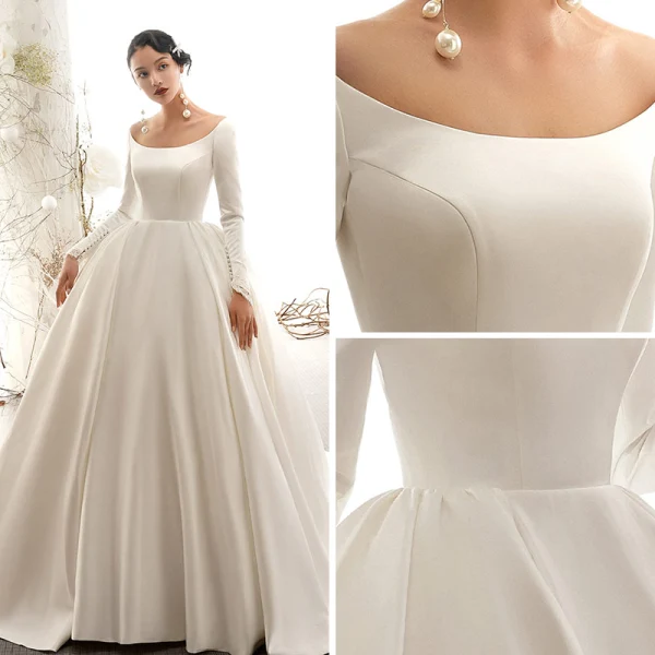 Vintage / Retro Ivory Satin Wedding Dresses 2019 Ball Gown Scoop Neck Short Sleeve Chapel Train Ruffle
