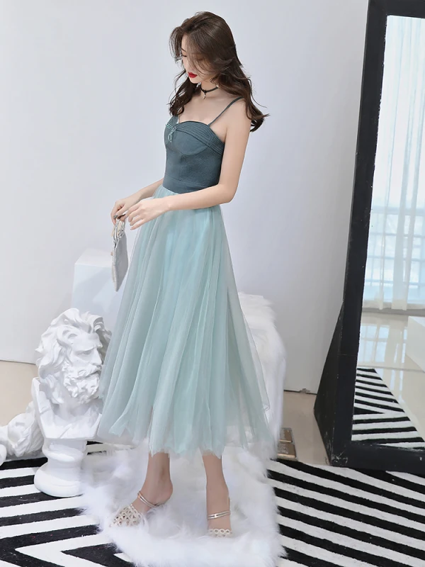 Affordable Ink Blue Homecoming Graduation Dresses 2019 A-Line / Princess Spaghetti Straps Sleeveless Tea-length Ruffle Backless Formal Dresses