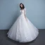 Abordable Église Robe De Mariée 2017 En Dentelle Appliques Faux Diamant Perle Volants en Cascade Dos Nu V-Cou 1/2 Manches Longue Blanche Robe Boule