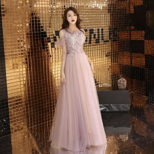 Stilig Rodnande Rosa Aftonklänningar 2019 Prinsessa Fyrkantig Ringning Korta Ärm Appliqués Spets Pärla Rhinestone Långa Ruffle Halterneck Formella Klänningar