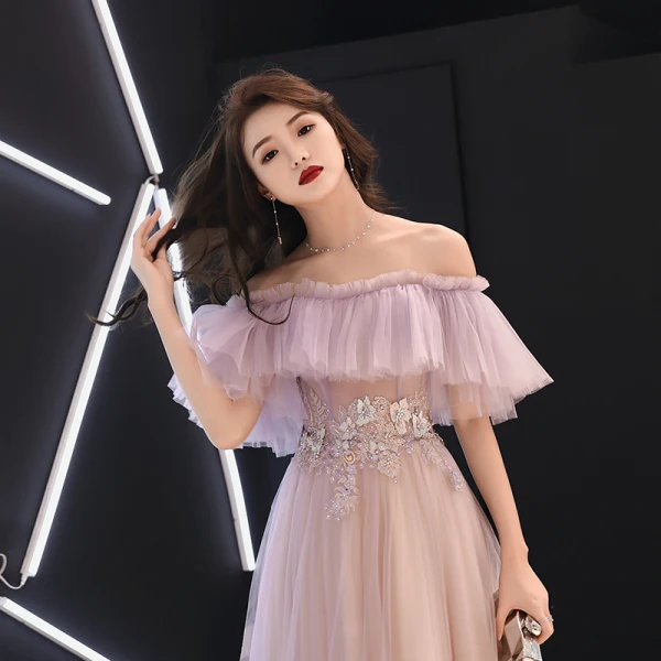 Chic Rougissant Rose Transparentes Robe De Soirée 2019 Princesse De l'épaule Manches Courtes Appliques En Dentelle Faux Diamant Longue Volants Dos Nu Robe De Ceremonie Printemps